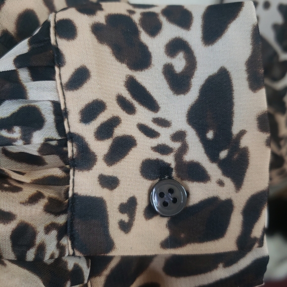 Blue Life Fina Animal Print Blouse - Picture 5 of 6